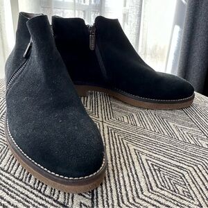 Italeau Black Suede Foliana waterproof ankle boots 38